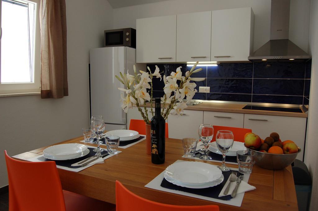 Gorgonia Suites In Verunic Екстер'єр фото